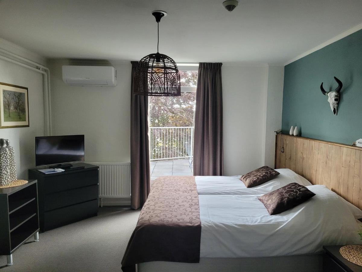 Fleurie De Montagne Hotel Mechelen Bagian luar foto